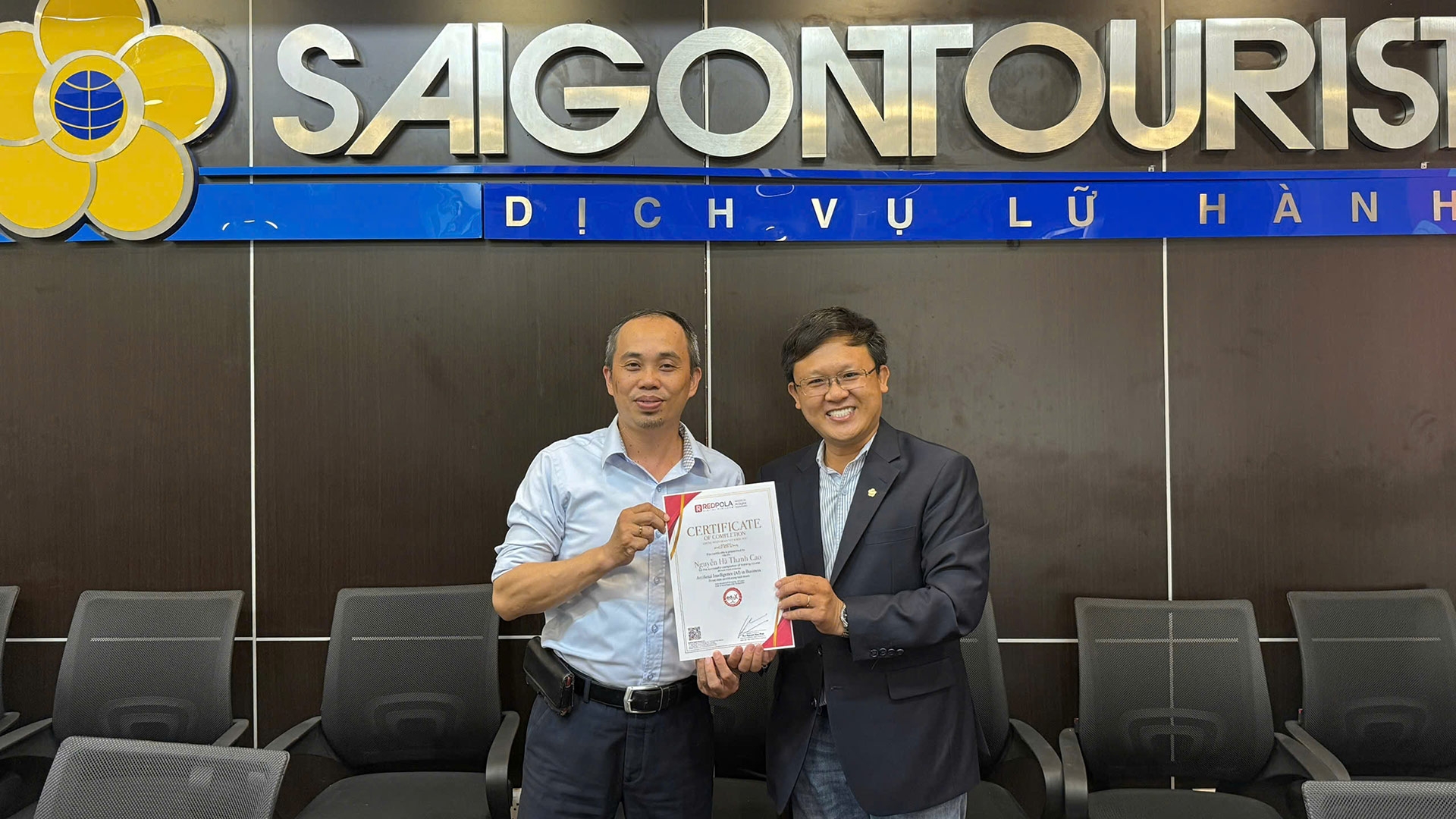 Ai Du Lich Saigontourist Cao