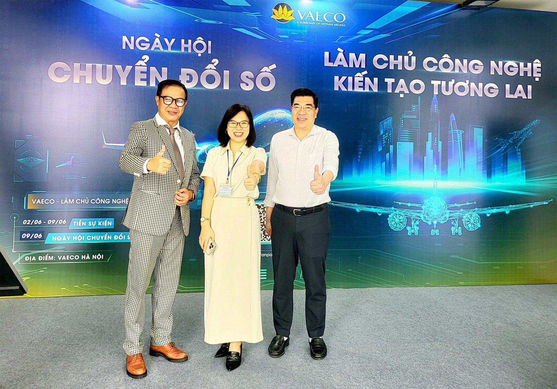 Ung Dung Ai Vaeco01