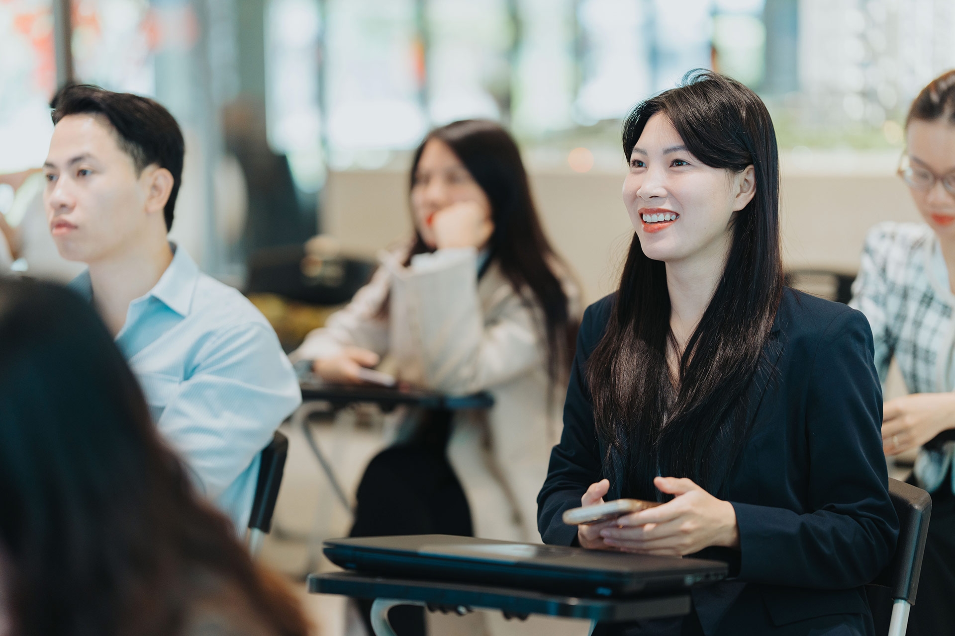 Master Canva Ai Lam Chuy Truyen Thong08